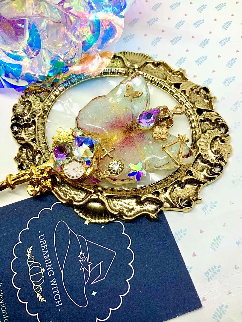 DreamingAnya's tweet photo. ✨#DIY #handmade #UVレジン #bezel #openbezel #craftholic #craft #uvcraft #handmadeaccessory #resinart #uvresin #resincraft https://t.co/JqHUvTggOe