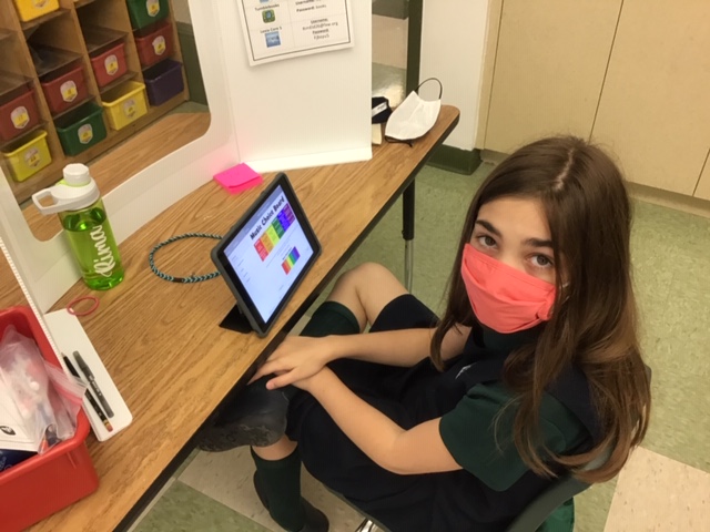 FXWChicago's tweet photo. Our 3rd graders are loving their Library-Music class with Ms. Shannon and Mrs. Weaver! So far their favorite tech tools on their choice board include Padlet, Flipgrid, and Bitmoji classrooms. #FXWExperience #BlendedLearning https://t.co/x0KcCQq73b