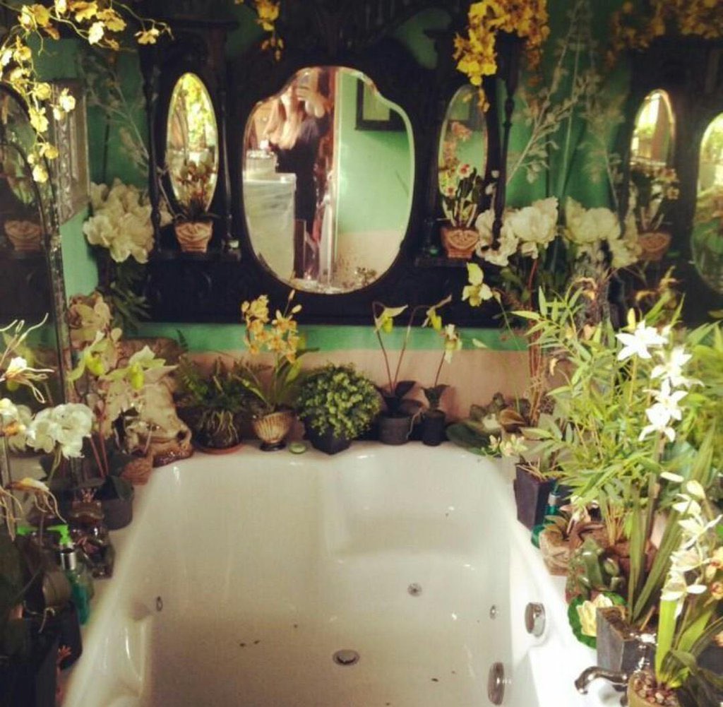 itskarri's tweet photo. google your name + witchy aesthetic https://t.co/f5SuFuYWfC