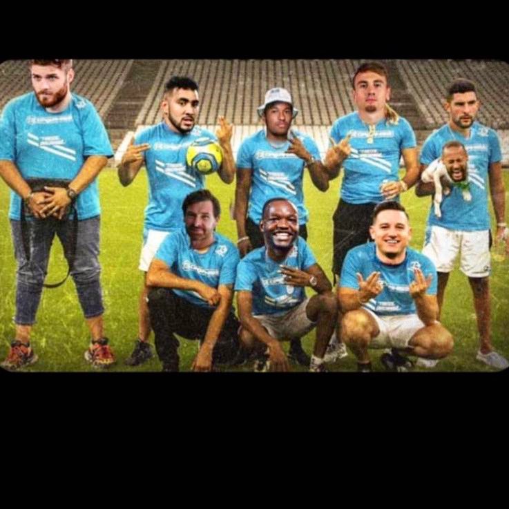 dimpayet17's tweet image. En bande organisée 
C’est pas la capitale @Co_Ultras_Paris 
C’est Marseille bb @OM_Officiel