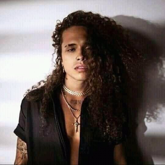 oadelminho's tweet photo. Solta o "." e digo quem é você "
.
.
.
.
.
.
Não levem a sério,se levar ai é de você)
#windersonnunes #vitao #Luizasonza https://t.co/JO6nLvQKuK