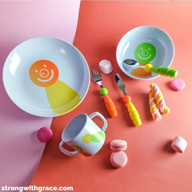 HeatherGoffrier's tweet photo. It's hard to prepare dinner food for kids when they're super picky. Learn why Heather started making separate meals, then decided to stop. "I used to make separate dinner food for my kids..."  #mealplanning #routines https://t.co/BZeBLFSKec https://t.co/TGjBRWEHn9