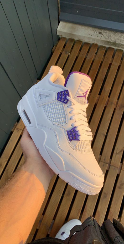 ClementMnk's tweet photo. Actuellement ma paire la plus intense https://t.co/S2EvaoUTnm