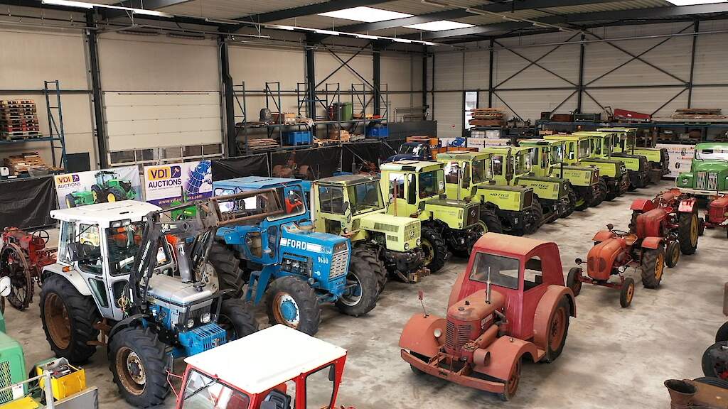 Trekkerweb's tweet photo. VDI Auctions organiseert Oldtimer en Youngtimer veiling | https://t.co/P3ZODKa5rV https://t.co/ogStothZVp https://t.co/PCspEEGI0x