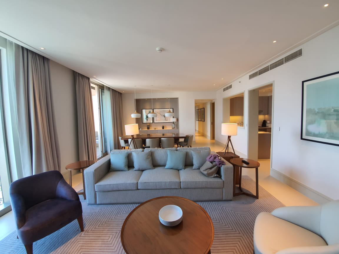 simbajames's tweet photo. Proud to offer this exquisite, 1984 sqft 3 bed fully serviced apartment in Vida Residences, #Downtown , #Dubai .Full #BurjKhalifa view. Asking AED 250,000. For more info call/whatsapp on +971525596613 #RealEstate #Realtor #mydubai #luxuryhomes #mydxb #simbajames #newlisting https://t.co/6DknOHuxzl