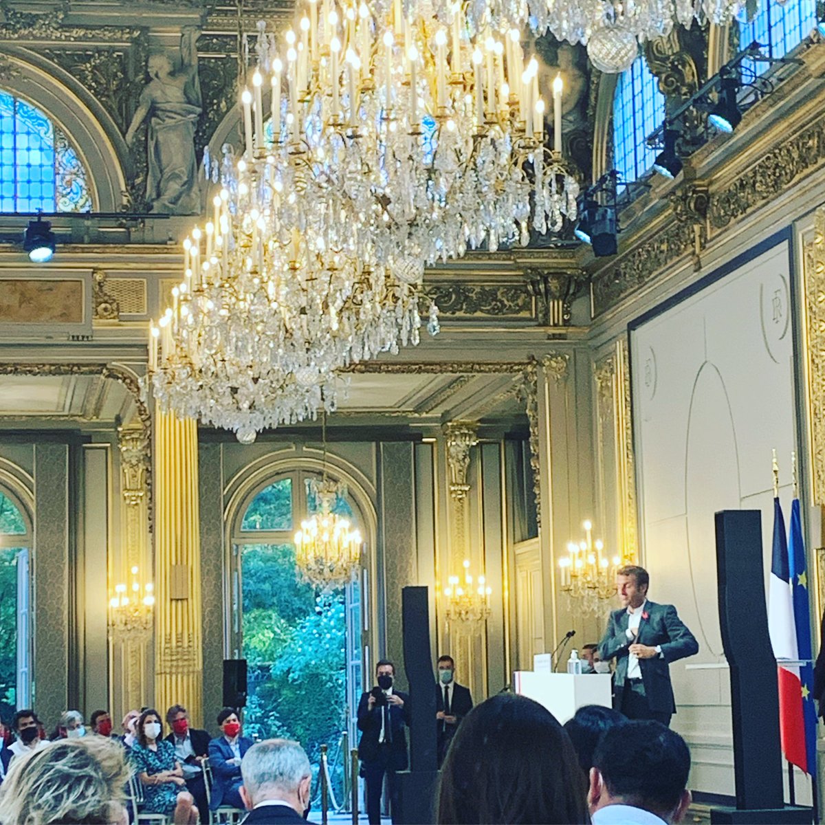roxannevarza's tweet photo. “Nos sociétés recherchent du sens.” @EmmanuelMacron talks about the importance of inclusivity in our ecosystem https://t.co/vBF8BY5orq
