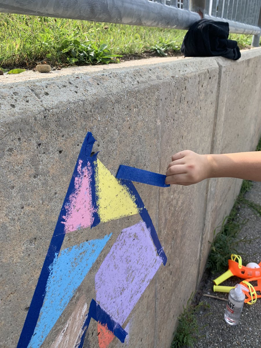 EllenSullyOT's tweet photo. Very excited to be back at school with kids!!!  A beautiful day to do some OT activities outside ☀️ #finemotor #shoulderstability #posturalcontrol @BlanchardMem https://t.co/3ijIuDNCt6