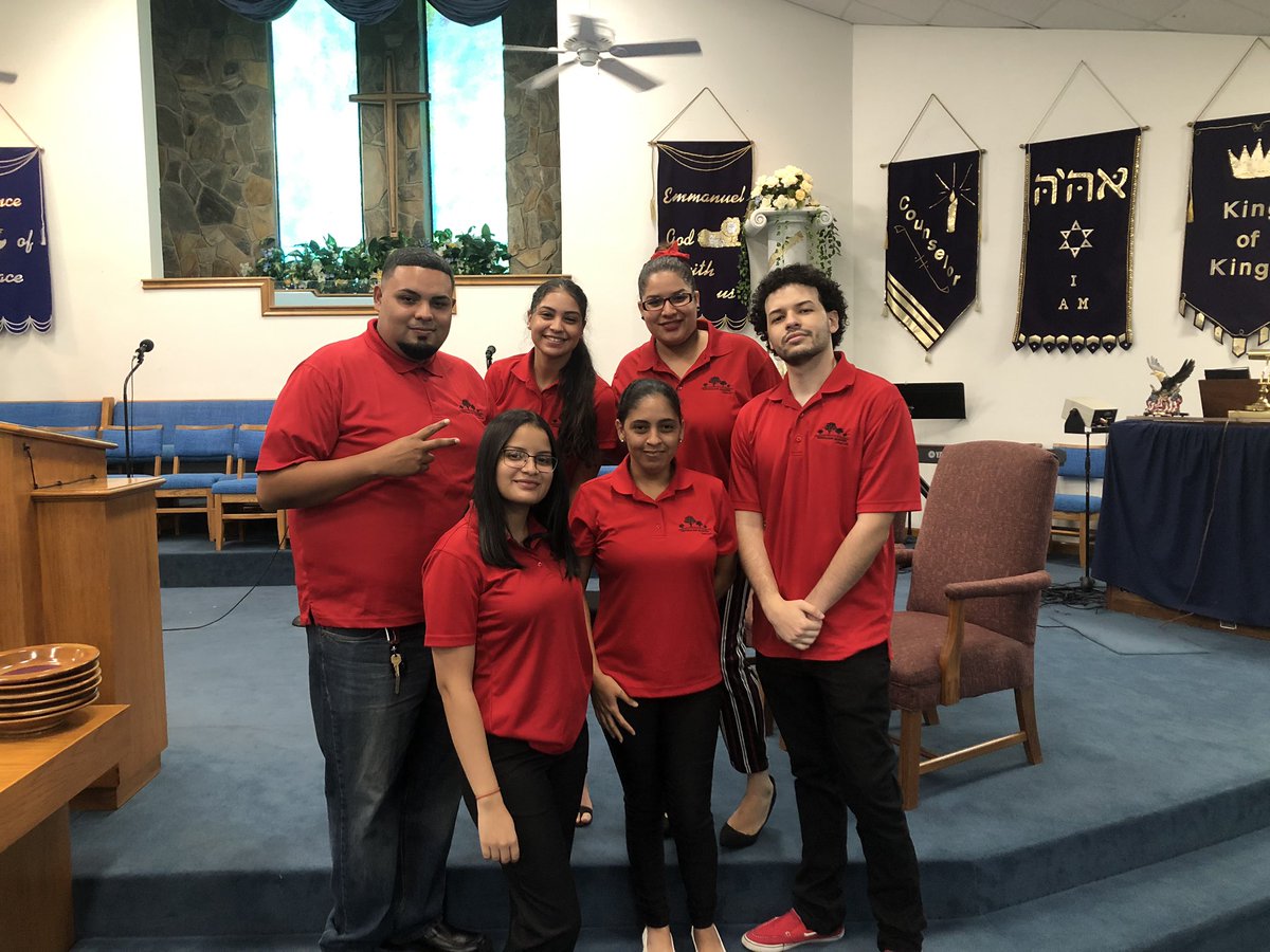 GElegida's tweet photo. We are blessed to celebrate 2 years since the beginning of our youth group!! But nothing could have been possible without our Lord and Savior who is always with us ❤️ #HappyAnniversary #2years #GodIsWithUs #YOUTH #generacionelegida https://t.co/Mo9lsddYJS