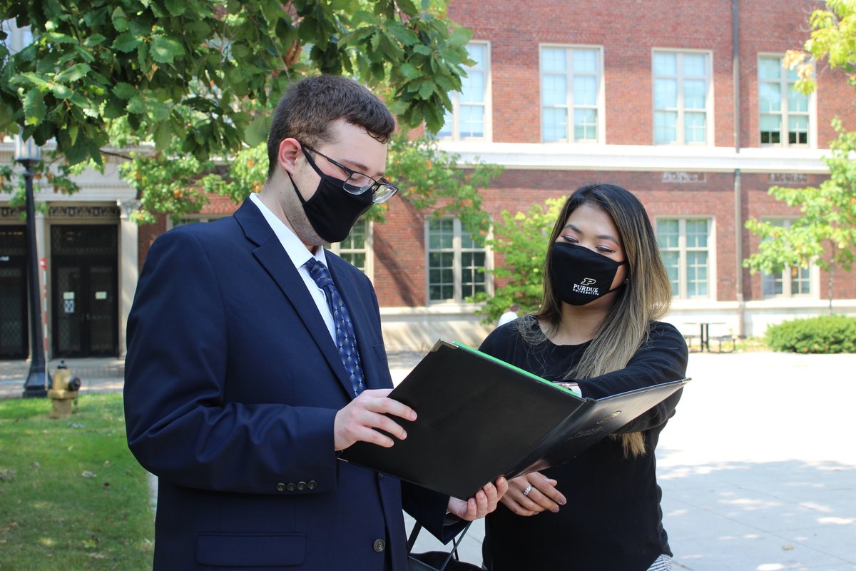 📣 The HTM/CSR Virtual Career Day is today @ 1-4pm! Be sure to read the instructions beforehand! purdue.edu/hhs/htm/underg…

👉 Follow @purduehtm_csrcareers on Instagram for updates and company profiles.