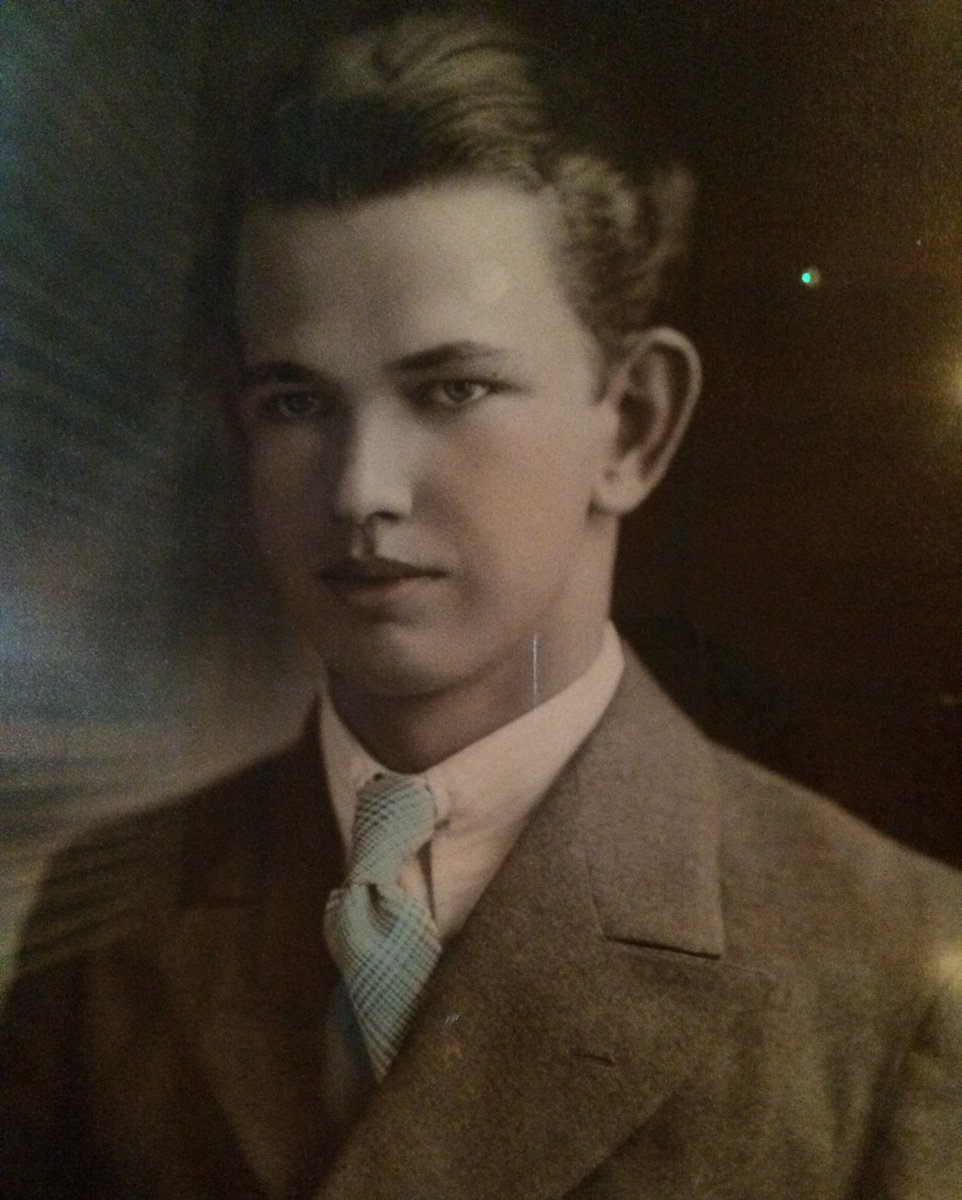 TheBeaumontLDN's tweet photo. The Story of Jimmy Beaumont – The Early Years
Our fictional founder has an extensively detailed story. Born in 1885, he attended Yale, where he starred in the baseball team. Want to know more?
#Mayfair #TheBeaumont #London #JimmyBeaumont #fictionaltale https://t.co/WLewGUP9Vp