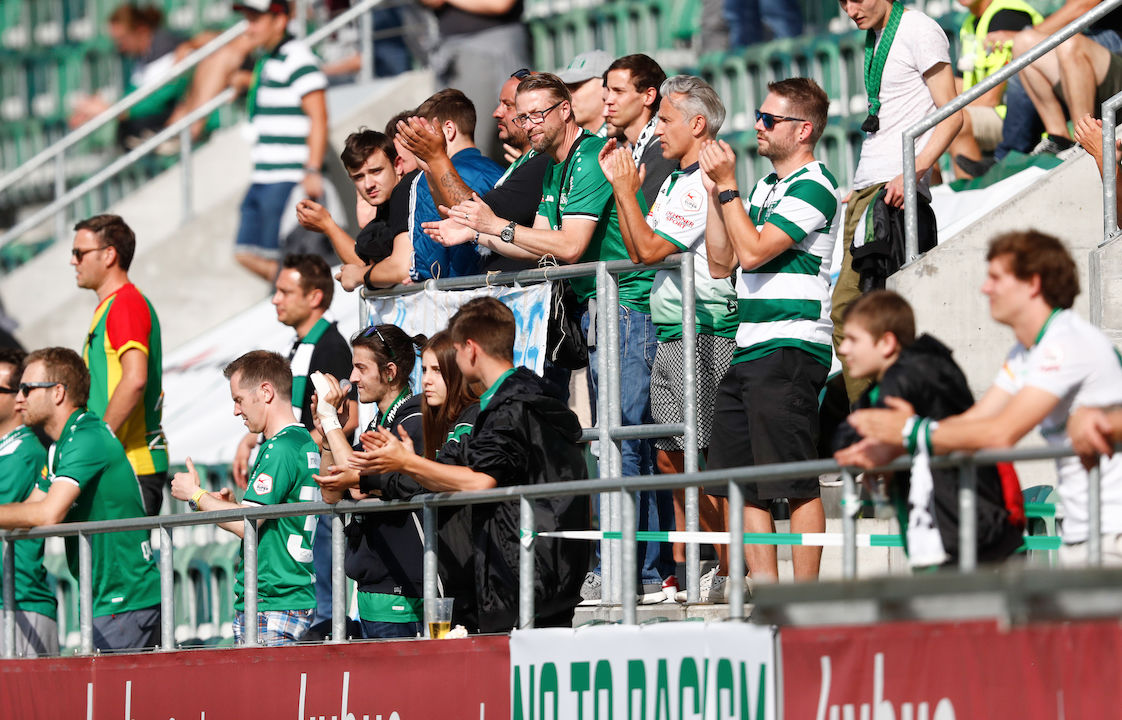 FCSG_1879's tweet photo. 💬 Saisonabos - Versand & weitere Informationen | 👉 https://t.co/C7fDrB3UMR #FCSG #Fussball #kybunpark #Saisonabo https://t.co/BsEFSw6xz5