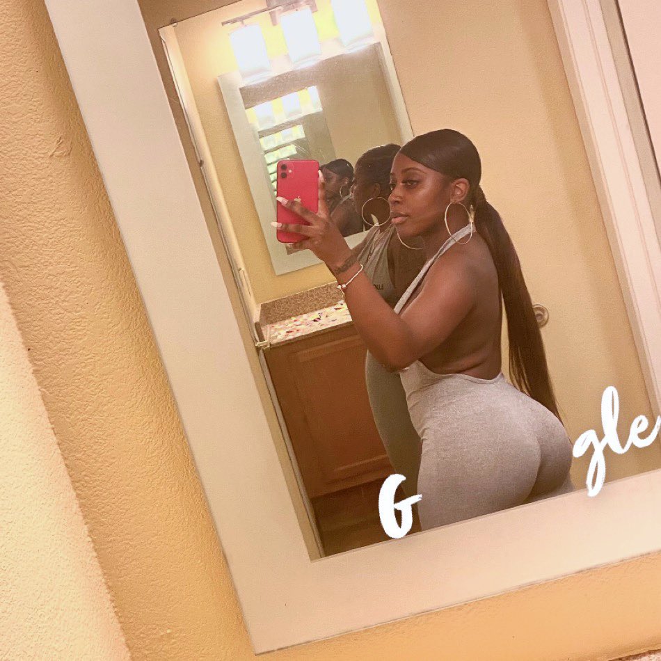 ManiiReal's tweet photo. Google me. 🤳🏽 https://t.co/JGnA8mmXI8