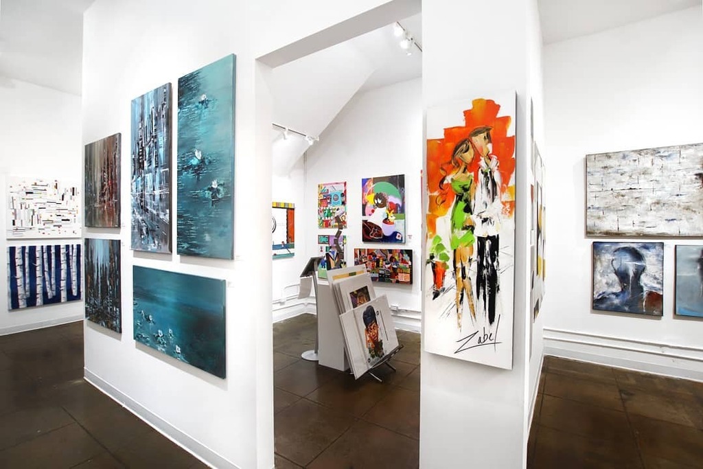 So many rooms, so much to discover

Featuring artwork by Beth Munro, Ivana Milosevic, Danny Brown, Dominique Brown, Zabel and Mark Acetelli 

#art #artofinstagram #artgallery #originalart #artwork #mixedmedia #abstractart #contemporaryart #losangeles #lagallery #laart #artof…