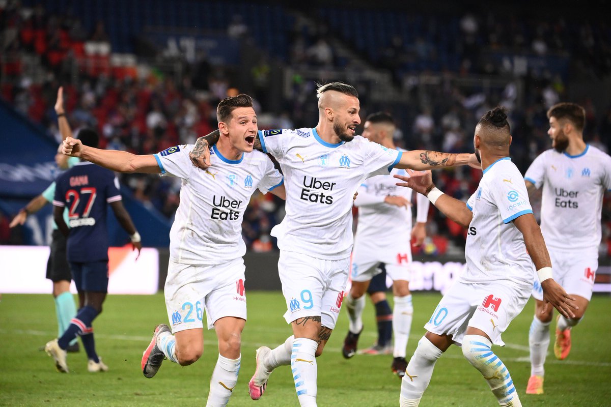 TeamOM_Officiel's tweet photo. Pascal Garibian, le directeur technique de l'arbitrage français : "[L'assistance vidéo] aurait dû corriger la décision initiale de refuser le but [de Darío Benedetto]. Le second but de l'OM, refusé, n'aurait pas dû l'être."

AFP | #TeamOM 🔵⚪️ https://t.co/Jbun2ZdmyG