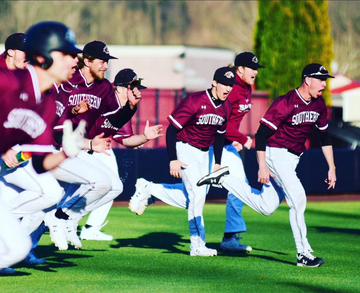 NorkusKaydon's tweet photo. I’m extremely blessed and excited to announce my commitment to Southern Illinois University to pursue my academic and athletic career! I would like to thank my parents and all the coaches who have helped me through this process! #gosalukis @SIU_Baseball @Longshots_BB https://t.co/QEHq8YymID