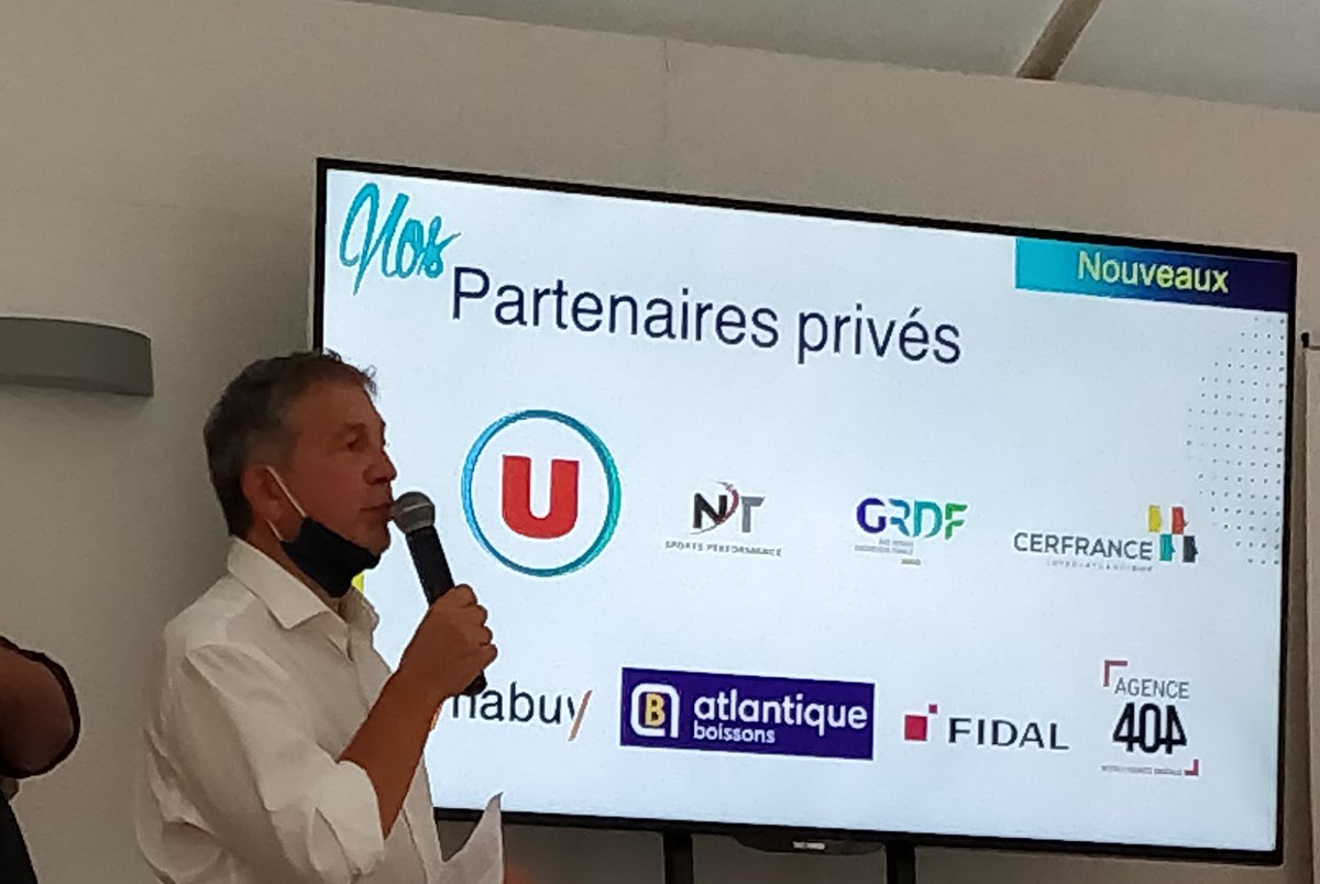 Agence 404 tweet media