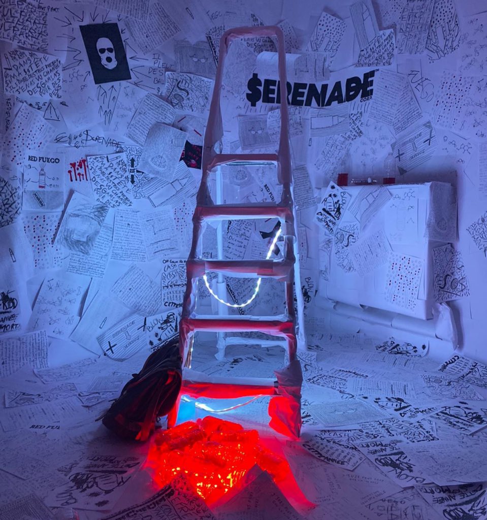 serenade_corp's tweet photo. @CaminoTV On se connecte ! 🔌
——  On est des Visual Artist ——
On fait de la DA, Réalisation, Design &amp; Communication. On a un univers assez particulier et mystérieux. 
s/o à tout ceux qui donneront de la force ❤️🙏🏽 https://t.co/9XyJL2bAto