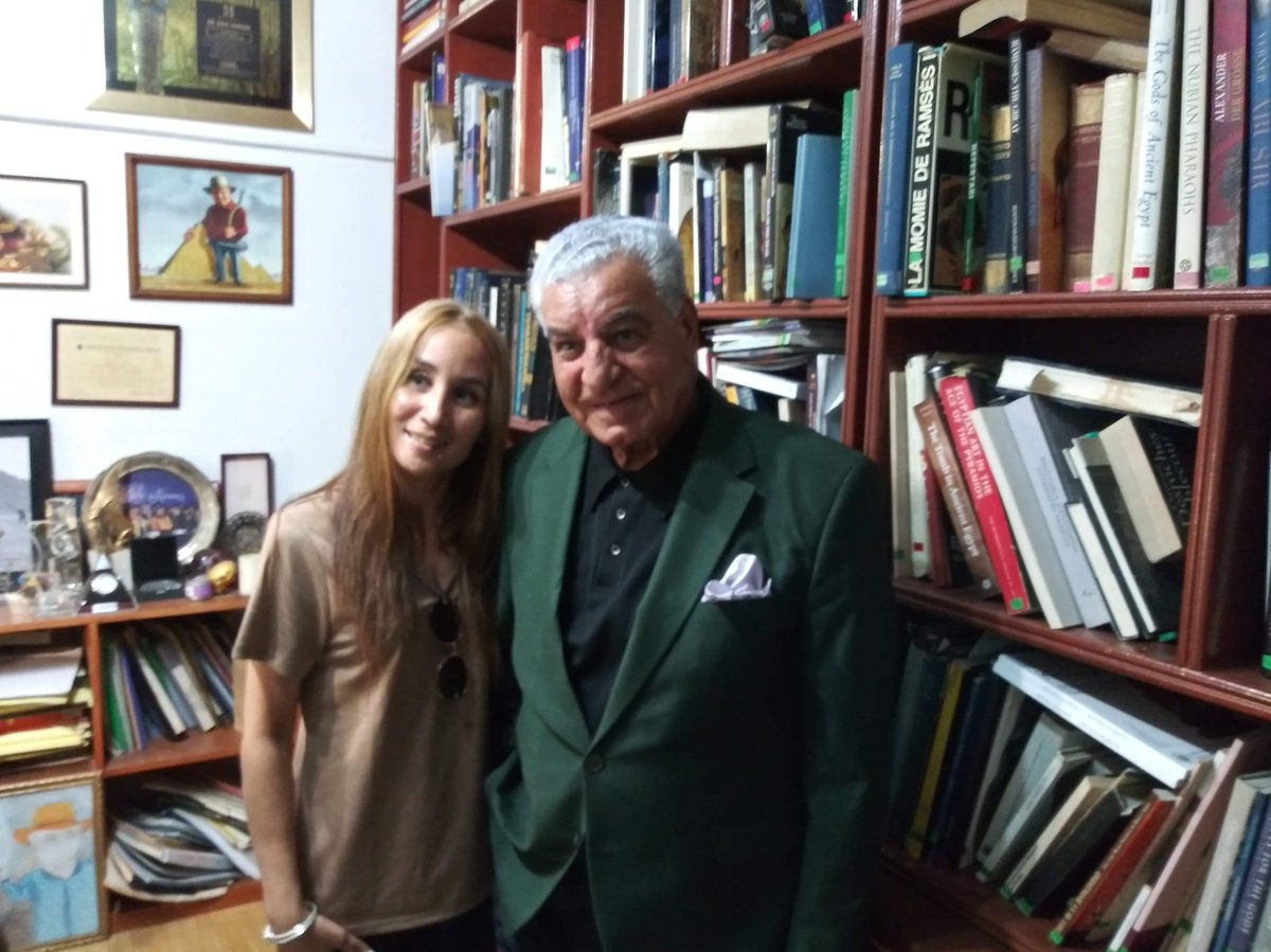 Egypt4Americans's tweet photo. We at #egyptforamericans do our best to make our customers' dreams come true, even if your dream is to meet #ZahiHawass (the world most popular Egyptologist). #WeMakeDreamsComeTrue #ToursForAmericans #VisitEgypt #travel #tourism #vacation #explore #HispanicAmericans https://t.co/3H9NNvl1QK
