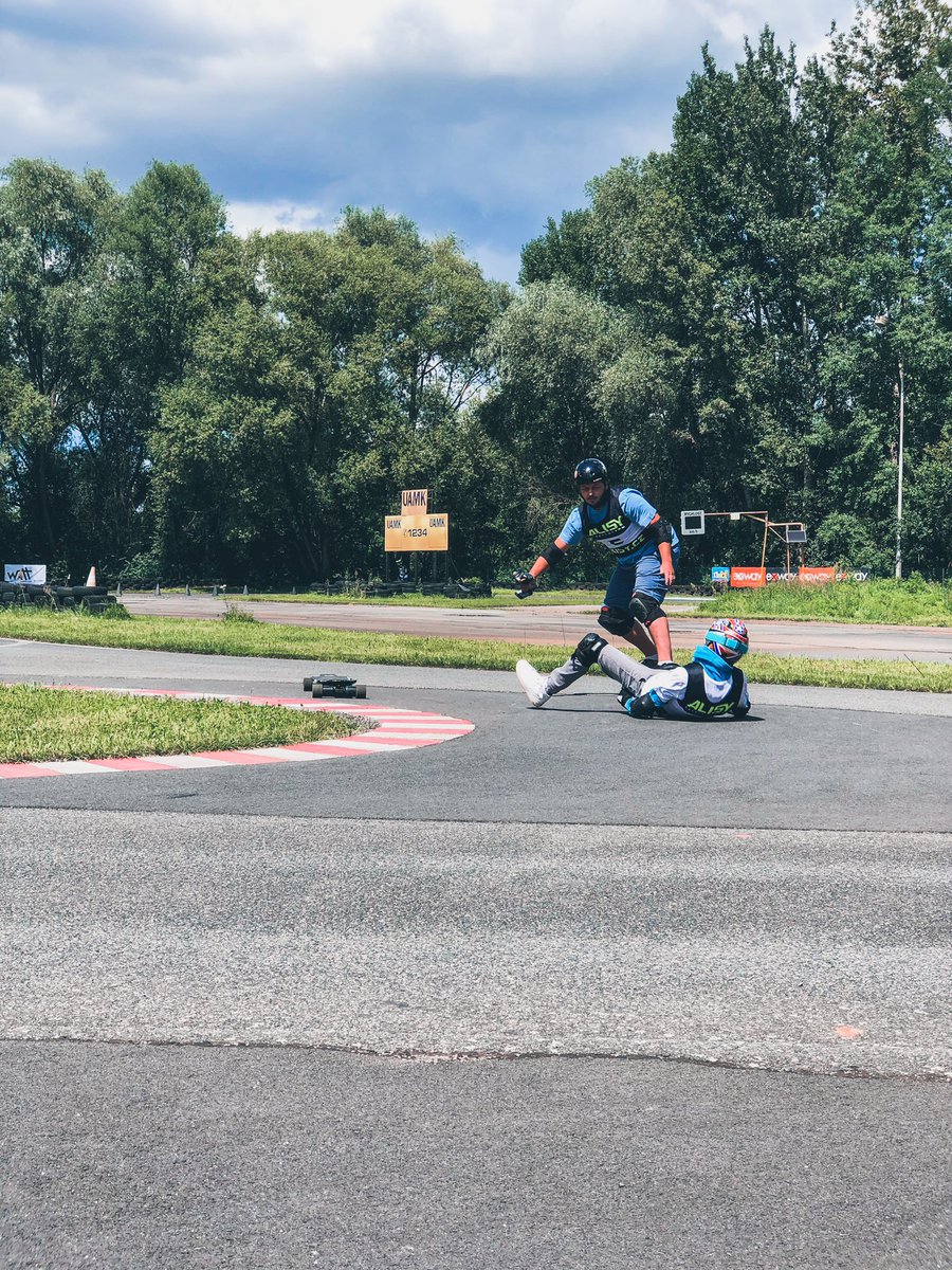 MyFlashCo's tweet photo. Relaxed start of the week😉

♡ https://t.co/KRJUuFTxF2

#myflash #longboard #longboarding #longboarder #ldb #rider #giveaway #crowdfunding #love #photooftheday #longboardlife #art #streetwear #lifestyle #support #travel #roadtrip #inspiration #inspirational https://t.co/CKmN8DocWx