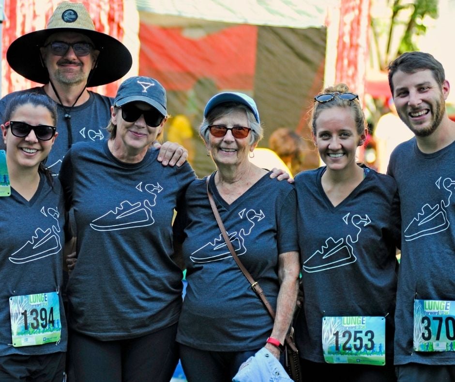 LC_Initiative_'s tweet photo. Making a difference in the lives of those affected by #lungcancer is a #team effort. Invite your friends, family members &amp; co-workers to join your fundraising team for the #TriangleLUNGeForward today!

Register &amp; donate at https://t.co/YDfUtRb0Nz #LUNGeForward #NCLungCancer https://t.co/dsBNDUQ4zh