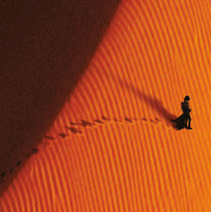 DuneInfo's tweet photo. The Movie Tie-in of the #Dune novel has been revealed - I love the little Fremen character!

The release will be backed with various advertising, campaigns, promotional items, sweepstakes, publicity in print and online. https://t.co/i7gUpxrKvz