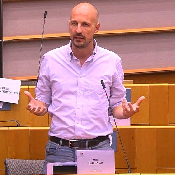 BotengaM's tweet photo. Un impôt européen?
👉 Faisons payer les spéculateurs, pas les travailleurs.
💸Exigeons une vraie taxe sur les transactions financières. Pas une version Canada-dry.
💪Ne nous couchons pas face aux marchés financiers, taxons-les et investissons.
#ownressources #EPlenary https://t.co/PMT54J115R
