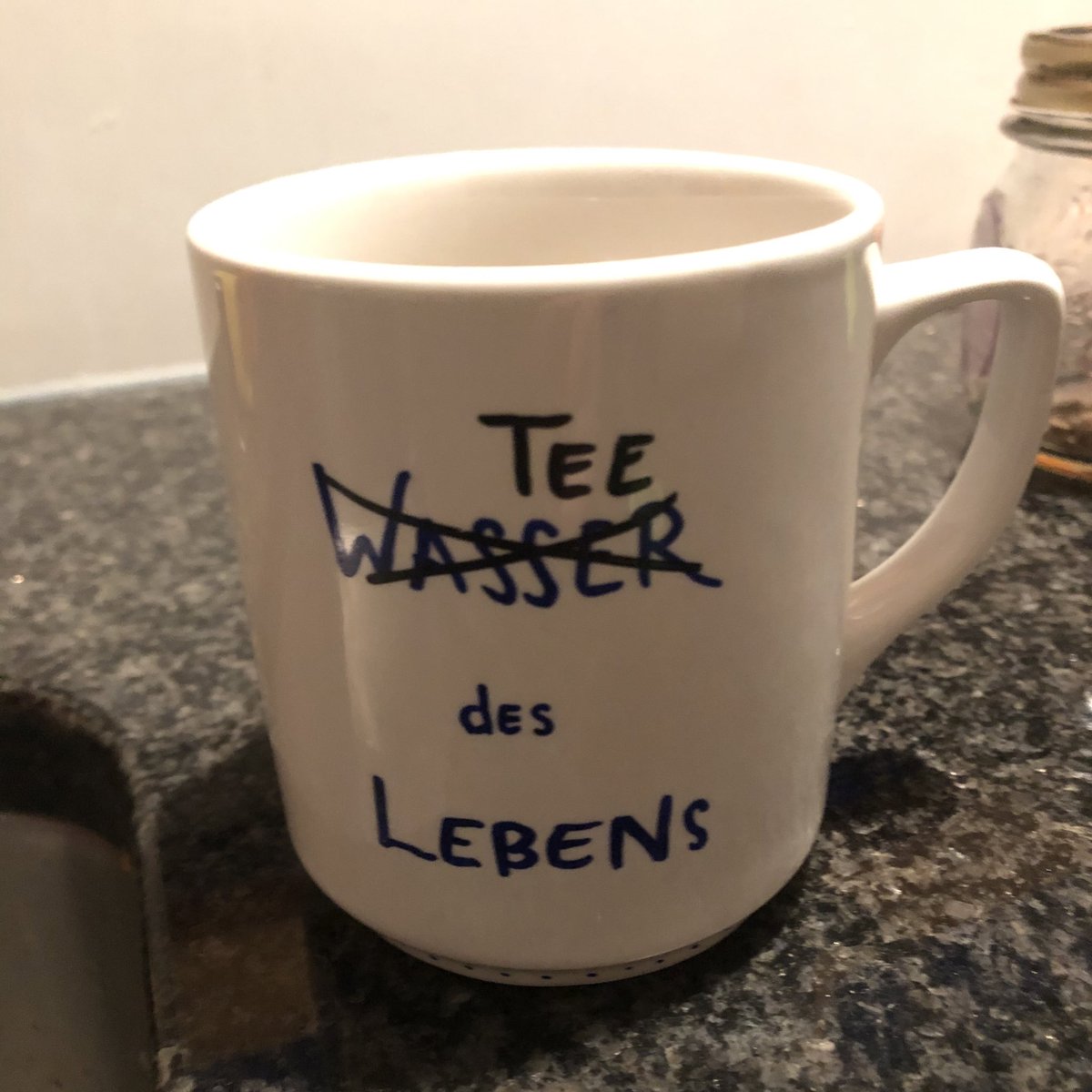 REF_lektionen's tweet photo. Meine 2. @EKS_EERS Synode ist schon wieder vorbei.
Wieder eine sehr interessante, spannende, überraschende und auch anstrengende Sache, diese Kirchenpolitik.
Aber alles andere als Langweilig☺️
Ich bin echt durch und trinke einfach mal Tee🍵
#evref https://t.co/eoW5t5Vvbk