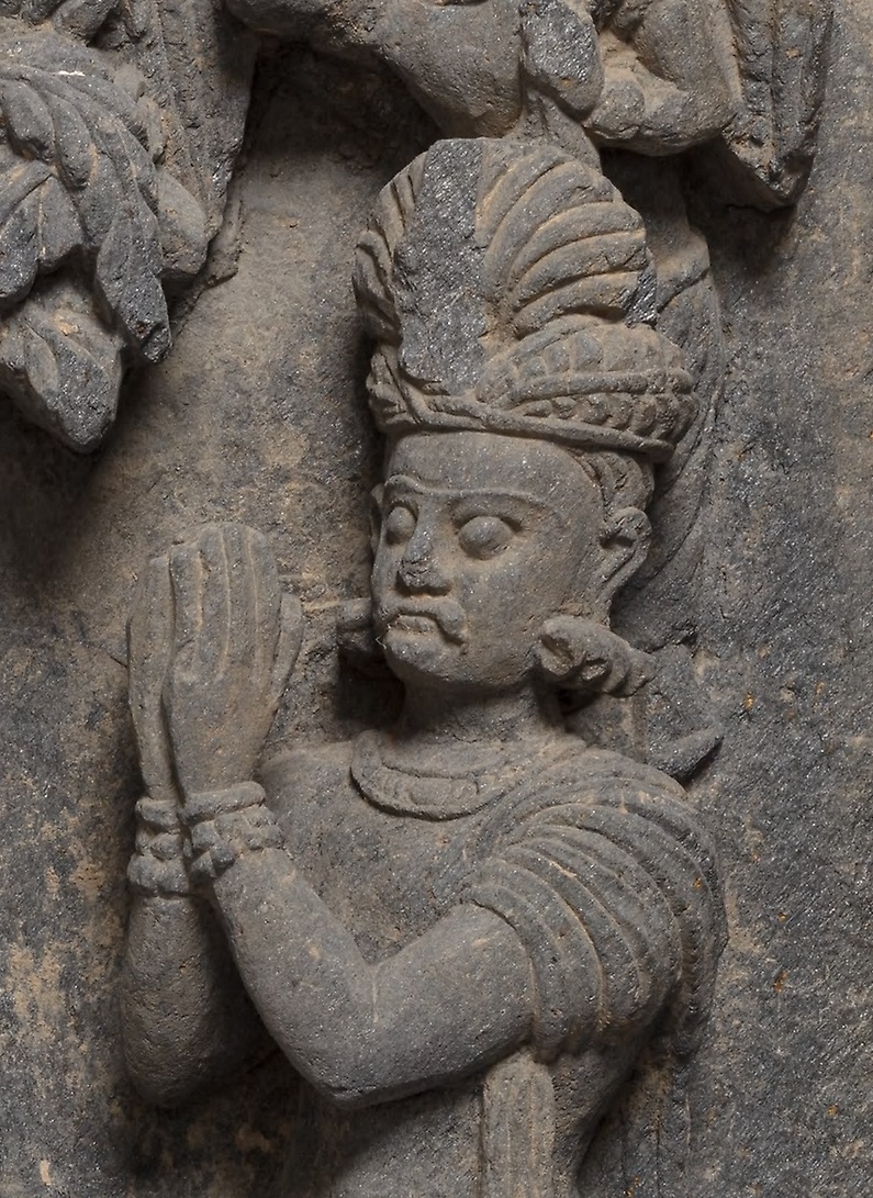 JeffreyKotyk's tweet photo. "Buddha Worshipped by the Gods Indra and Brahma. Date:
Kushan period, 1st/2nd century. Pakistan. Ancient region of Gandhara." Art Institute Chicago. https://t.co/JdZWxWO91s https://t.co/Pu1yq0539W