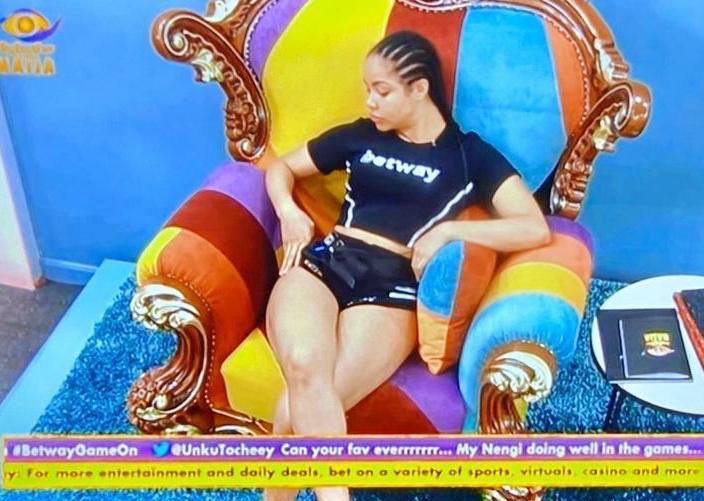 chiller231's tweet photo. 1. BBNaija 1st HOH β
2. Richest Housemate β
3. BBNaija Last HOH β
4. BBNaija 1st Finalist β
Most importantly, Queen of Royal Ninjas π‘π‘π‘
To celebrate my Queen, I am donating 20K towards the Fund.
#NengiTheMovement
#NengiTheAlphaFemale
#BBNaija https://t.co/tvGRtnm26i