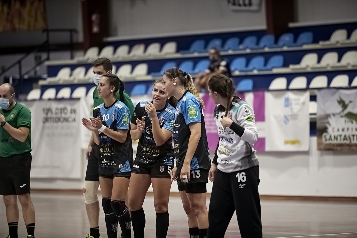 AtleticoGuardes's tweet photo. GALERÍA 📸 | ¡Echábamos mucho de menos disfrutar de la competición en @infernosangrina! 

Pero por fin podemos decir... ¡galería de fotos recién salida del horno! 💥

Todas las imágenes captadas por ©Sportcoeco en FB ➡️ https://t.co/IG5h3thqiK Máis que nunca... #ÉUnSentimento 💙 https://t.co/w24zcLMt8G