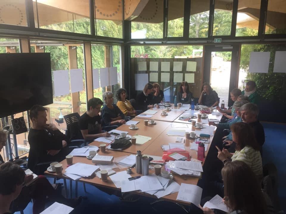 marjorielotfi's tweet photo. Itβs true that @openbookreading is ALL about the people. Last year we met with Creative Writing Lead Readers at the Botanics, today we met on zoom. But oh, what a LOVELY crew. Canβt wait to get stuck into this new 20/21 Community Project. https://t.co/oLVuzakPd7