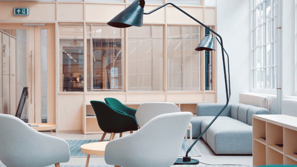 CornerstoneInc's tweet image. Our Chief Strategy and Marketing Officer, @hspirgi, shares 3 ways to reset your fall routine and close out 2020 with better work-life balance. #worklifebalance csod.info/3kbMPta #CSODBlog