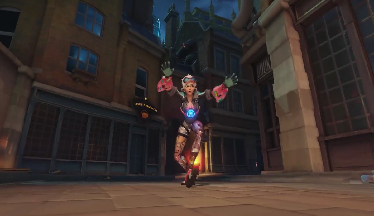 OverwatchWorld's tweet photo. Un nouveau comic Overwatch est disponible en ligne « Tracer - London Calling ». Celui-ci précède le défi en jeu « Tracer Comic » (du 15 au 28 septembre) et nous avons un aperçu du skin potentiel à débloquer https://t.co/WDDKccUGSn https://t.co/fulfC1AszL