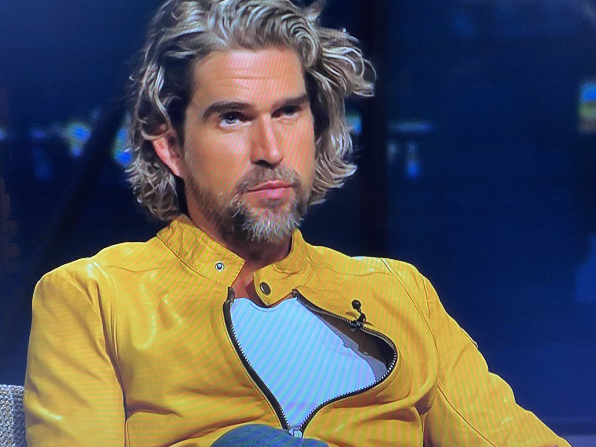 Mg2013DD's tweet photo. Ich steh eher auf Brüste - daher bin ich raus. #dhdl #pobeau https://t.co/e2vXUGaREv