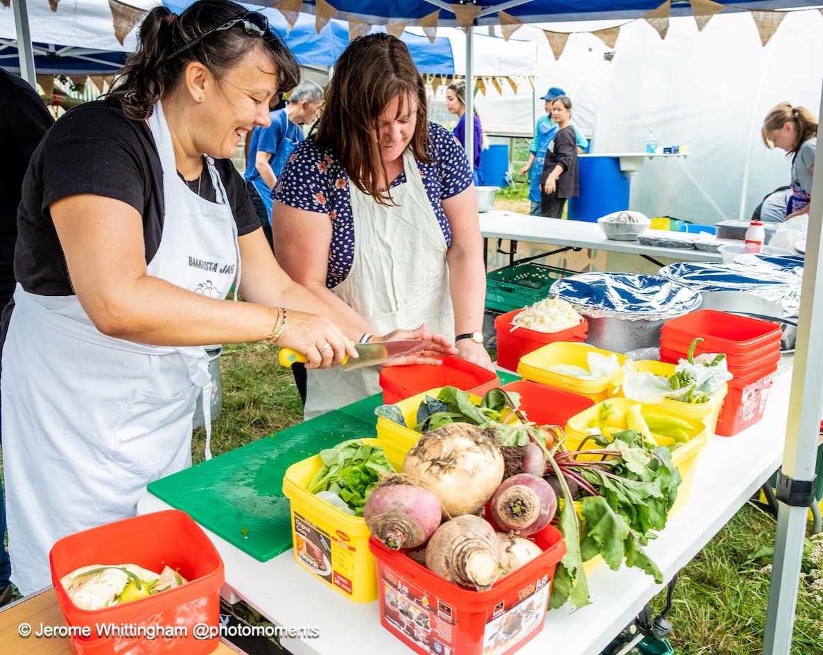 GOSHNetwork's tweet photo. What if we developed Hull's network of growers to prevent good, fresh food going to waste? What if growers established cooperatives to help with harvests and preserving and distributing produce? #wegrewthis #sownotmow #watchthisspace https://t.co/0GHIta2GCG