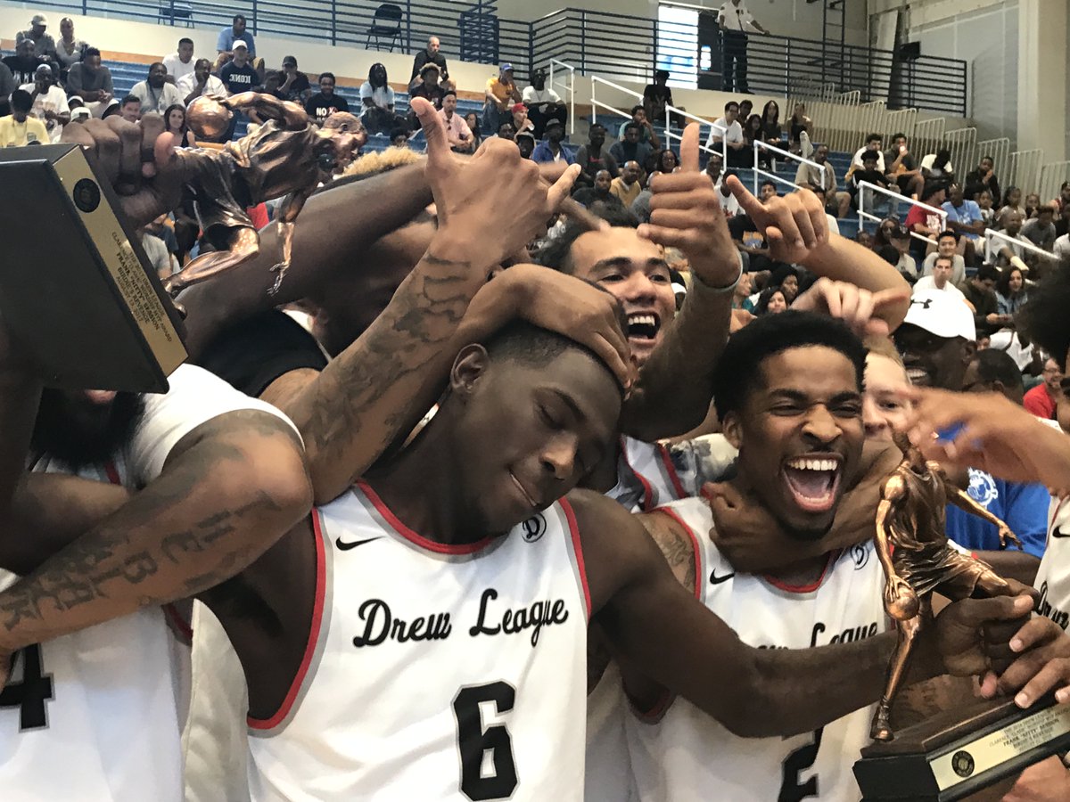 InTheFrontRowLA's tweet photo. In The Front Row-NBA Playoffs, w/special guest/interview with Roshun Wynne Jr. The Stick Up Kidd! (find out how he got his nickname) #thestickupkidd https://t.co/oacDyD10HP @roshunwynnejr @DrewLeague @FrankNittyY @TBLproleague @TheSDGuardians @DrewCommish @NBA2K @tmillsfashion https://t.co/eTIvAA9fOE