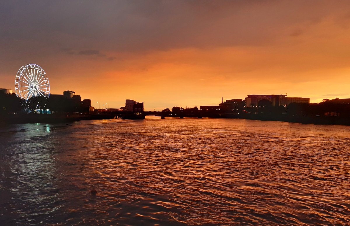 limerickcitybiz's tweet photo. Not a bad auld view #limerick https://t.co/i6Of1w6Kvu