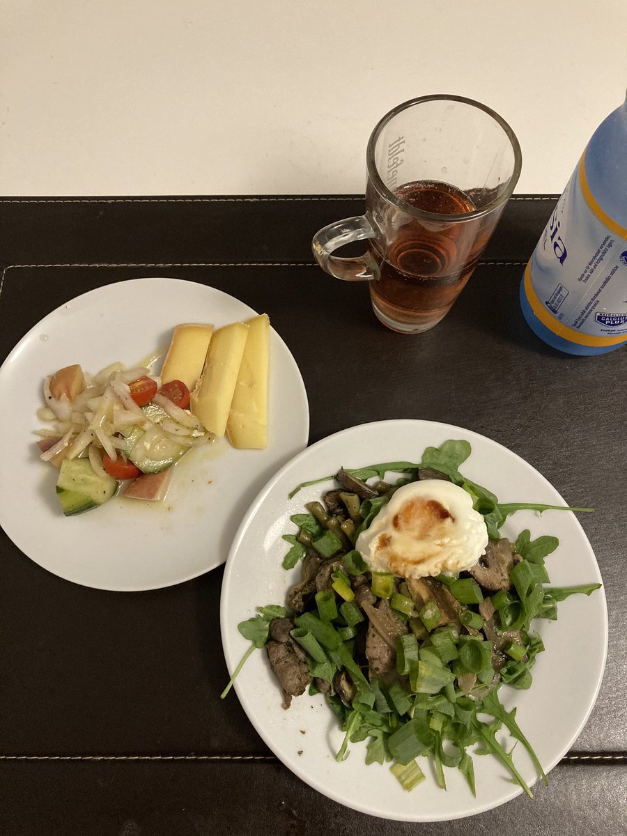 ぱうぜ V Twitter 食べたもの 朝はクリームスープとサラダと桃添えバニラクワルク 昼は 茹で豚とキムチを乗せた味噌味ラ王 夜は ラム肉の炒め をルッコラと卵と合わせたものとマリネの残り そして市場で買ったチーズ ぱうぜ V Twitter 食べたもの 朝はクリームスープとサラダと桃添えバニラクワルク 昼は 茹で豚とキムチを乗せた味噌味ラ王 夜は ラム肉の炒め をルッコラと卵と合わせたものとマリネの残り そして市場で買ったチーズ