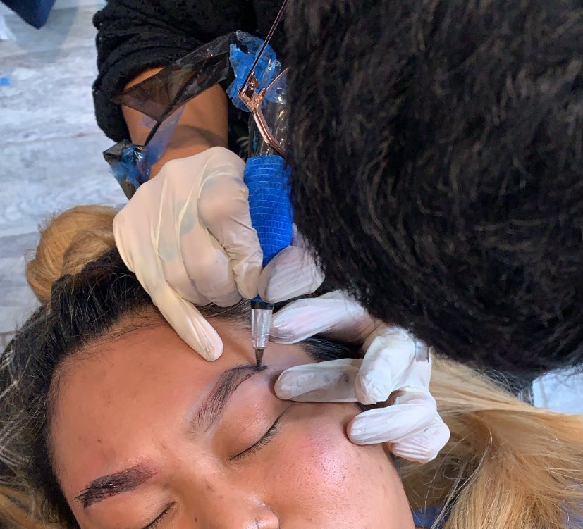 Villa_bbbb's tweet photo. I went to Hollywood to take a microblading and shading class. I am so very satisfied with the outcome😊 https://t.co/E4XeOjTtvo