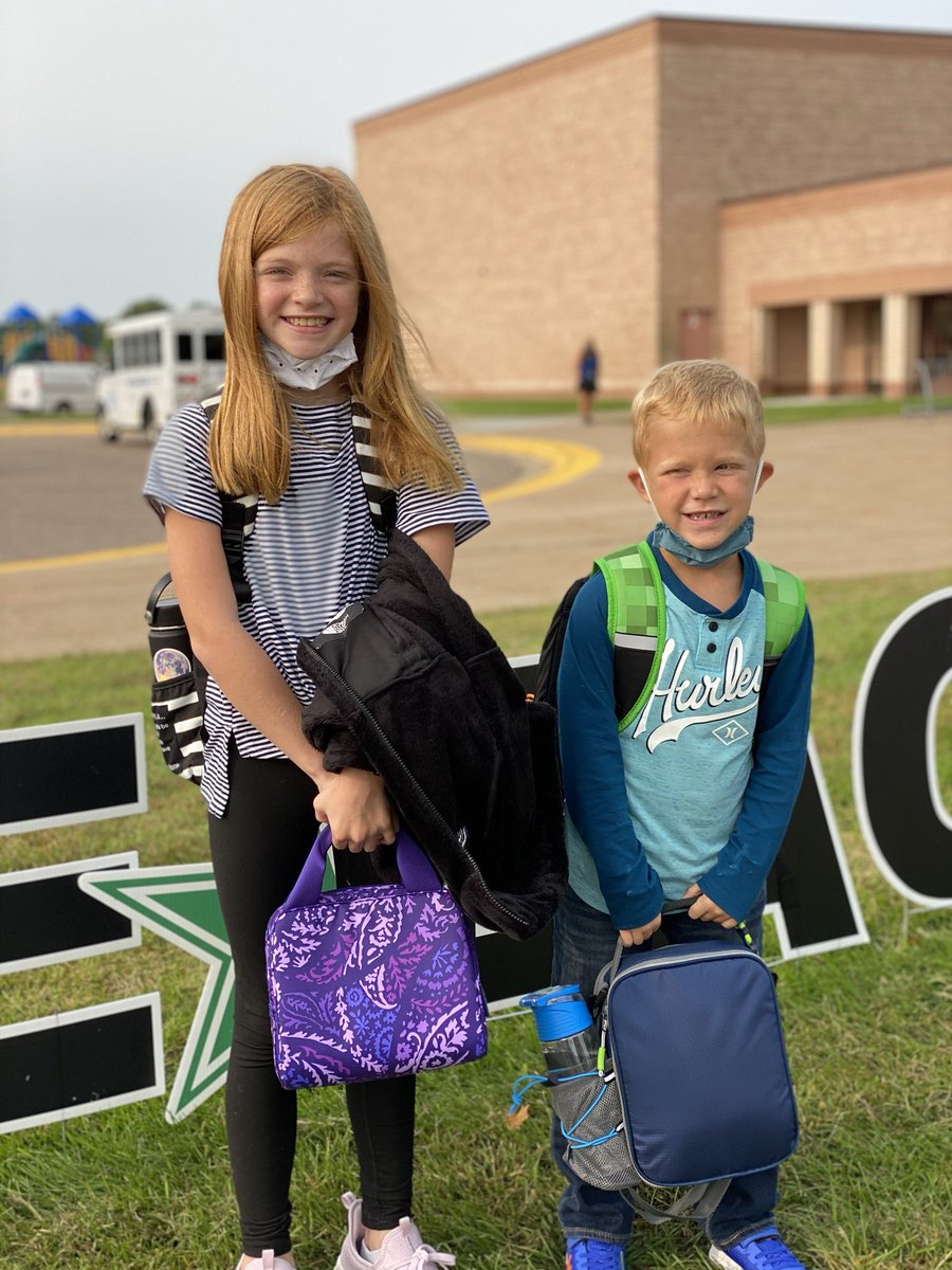 OurShannonPark's tweet photo. Exciting First Day at SP! βοΈππ #196Pride #196FirstDay https://t.co/ZkMDJ2Ntl1