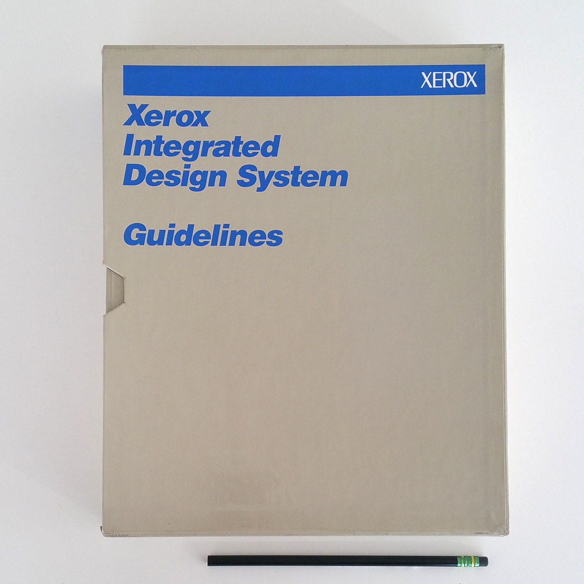VignelliCenter's tweet photo. It's #manualsmonday! Each Monday a #standardsmanual excerpt from the #archives! The #Xerox Integrated Design System Guidelines was a huge collaborative project with #Vignelli Associates, 1985-1989. #designarchives #design More: https://t.co/T4QaioQGlO https://t.co/Q6UilvKjoS