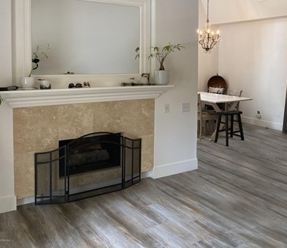 jefflandau's tweet photo. Great investment opportunity in Westlake Village!

This condo is affordable, beautiful, up to date and has a paying tenant. Featuring 2 bedrooms/2 bathrooms, vaulted ceilings, recessed lights, fireplace &amp; balcony. At $399,900 this is a bargain!

https://t.co/QEAMA3s02L https://t.co/sW3KUr8oMb