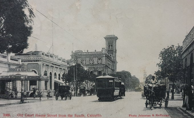 __Interfaith__'s tweet photo. For followers with an interest in #India and #trams, here is a postcard of Old Court House Street, #Kolkata. The postcard could be 100 years old!
#IFMPC #deltiology #postcards #IncredibleIndia #IFMPC #postcard #deltiology https://t.co/Mxe1yBLLDu