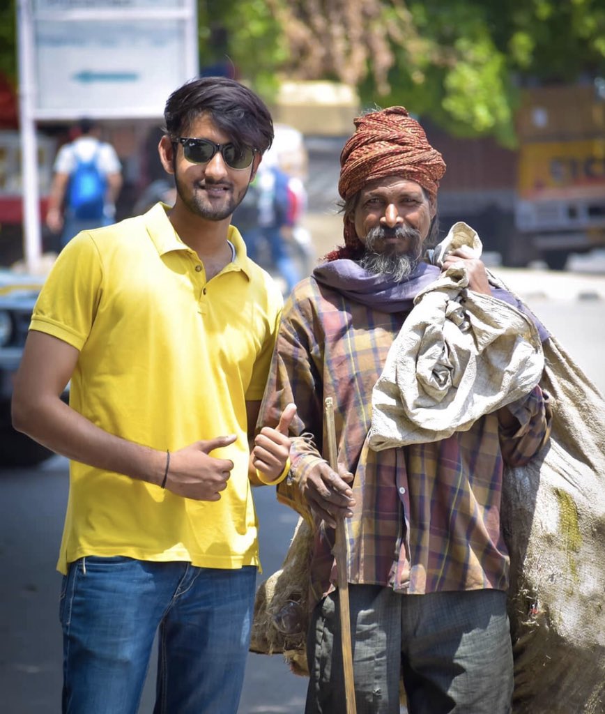 techbykhatri's tweet image. @DBSBankIndia I always give best to feed those who does lot of things to clean our nation without any self benefits we can not forget their hard work in Lockdown as well but they are hidden hero’s of our nation #PortraitsOfPurposeIndia I want to feed them each day three times..