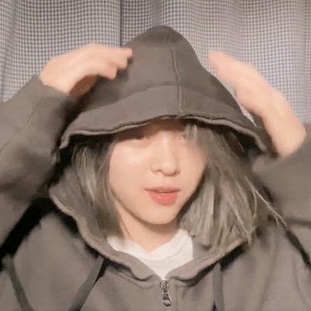 Valiant29519155's tweet photo. Baru maen rp twitter , pa iya gamau polow polowan ? 
Nn ? Valiant
Chr ? Ryujin

#roleplayer #roleplayerindonesia #roleplayerkpop #RP #Rpw #rootrp #Root https://t.co/fBeIQm865r
