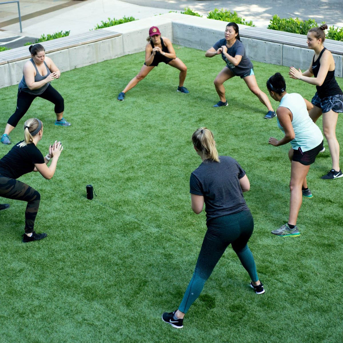 DecaturTourism's tweet photo. Get your workout on the square! Clarity Fitness is hosting a small fitness class at the community bandstand during #FABFridayInDecatur THIS FRIDAY at 6 pm. Spots are limited; reserve yours by emailing info@clarityfitness.com.

😷 Remember your mask!

#decaturga #decaturstrong https://t.co/o0mw2sEx3M