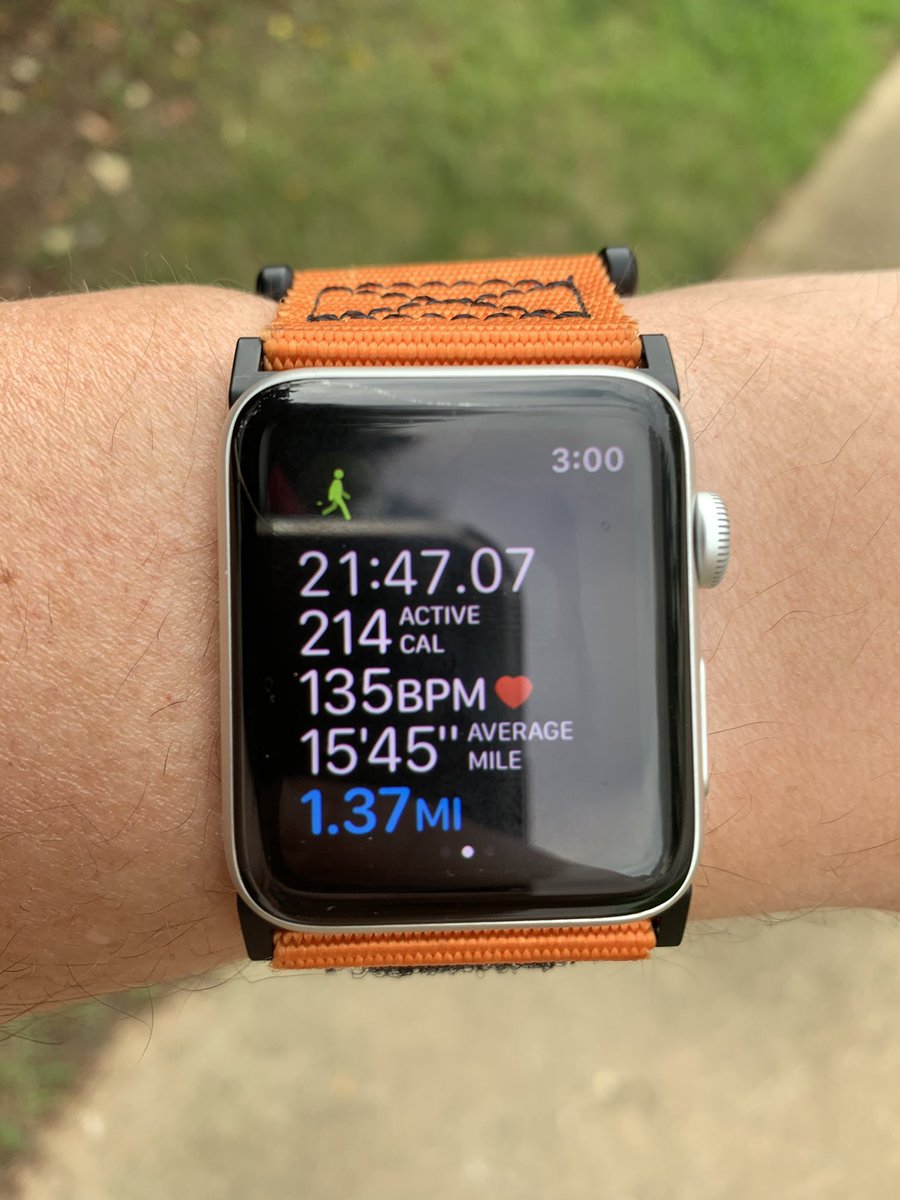 BarefootedBeast's tweet photo. Monday. The hardest part is getting feet on the floor the first time of the day. After that, let the steps follow each other #squatchcore https://t.co/6kuByDZuqp