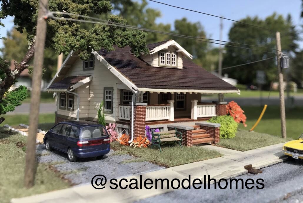 ScaleModelHomes's tweet photo. My 1928 Sears Vallonia kit house in a #HOscale #modeltrains now available at https://t.co/i9cDfxuzJk https://t.co/bVPDlAxgVr