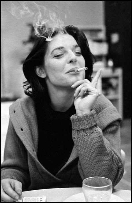 RomanPBone1's tweet photo. A favourite Anne Bancroft picture

Photographed by Dennis Stock, 1960 https://t.co/BsuEgsgU5U