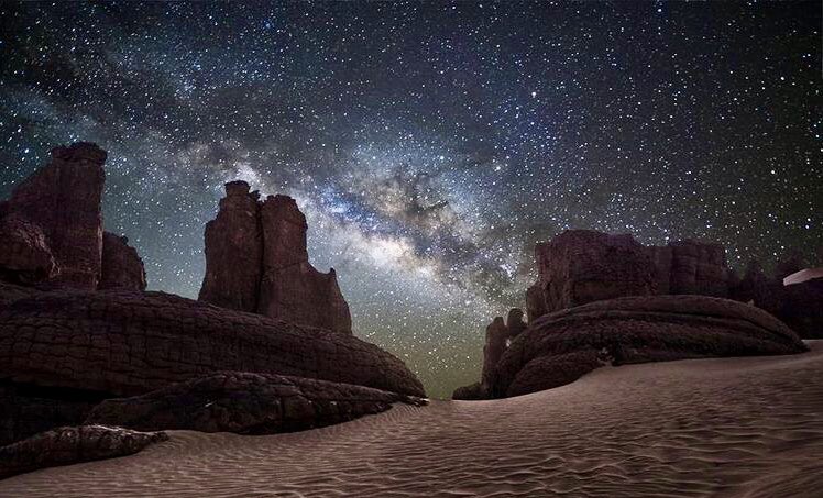 A Spectacular perspective of the Milky Way from South of Algeria Hoggar Tamanrasset Desert 🌟✨💫 #glaxy #solarsytem #Algeria #Algerie #Stars #universe #Space #earth #nature #NaturePhotography #voielactee #travel #explore #MondayVibes